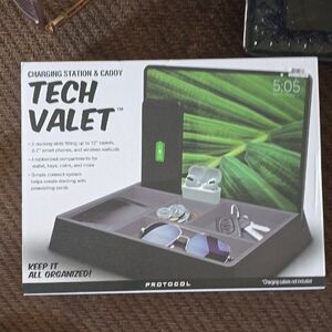 Tech Valet Charging Station - Black